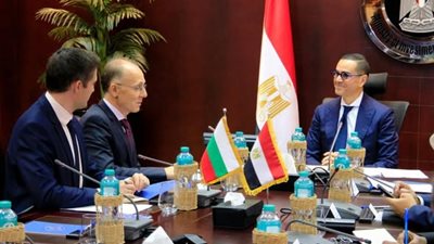 وزير الاستثمار يلتقي سفير بلغاريا بالقاهرة لبحث سبل تعزيز العلاقات بين البلدين