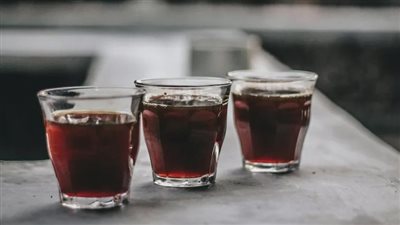 تناول المشروبات الغازية تزيد من خطر الإصابة بالاكتئاب عند النساء