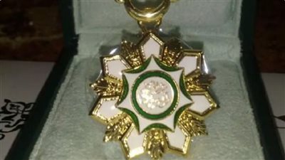بعد منحه لـ200 متبرع بالأعضاء.. مميزات وسام الملك عبد العزيز من الدرجة الثالثة