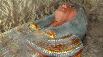 من العاملين لوزير الآثار: متى ستتحسن رواتبنا؟.. وحواس يعلق والأمين العام يرد