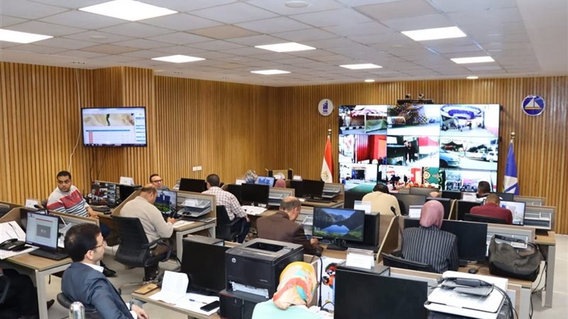 محافظ دمياط يواصل