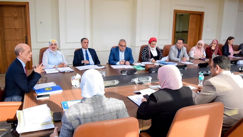 الدكتور طارق علي