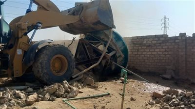 حملة إزالة مكبرة بقوص لإزالة التعديات على أملاك الدولة والأراضي الزراعية