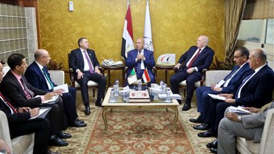 مصر والجزائر تتفقان على تعاون صناعي ونقلي وفرص استثمارية مشتركة