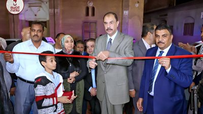 محافظ سوهاج يفتتح سوق المنشاة الحضري الجديد على مساحة 960 مترا