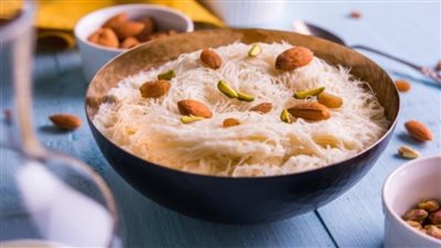 طريقة عمل سيوايان الباكستانية .. حلى الشعيرية بخطوات سهلة 	