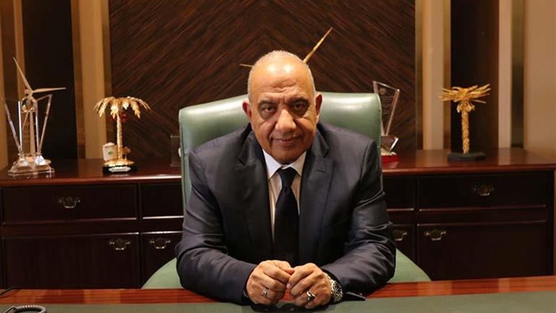 الدكتور محمود عصمت