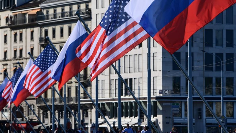 مفاوضات ثلاثية بأبوظبي