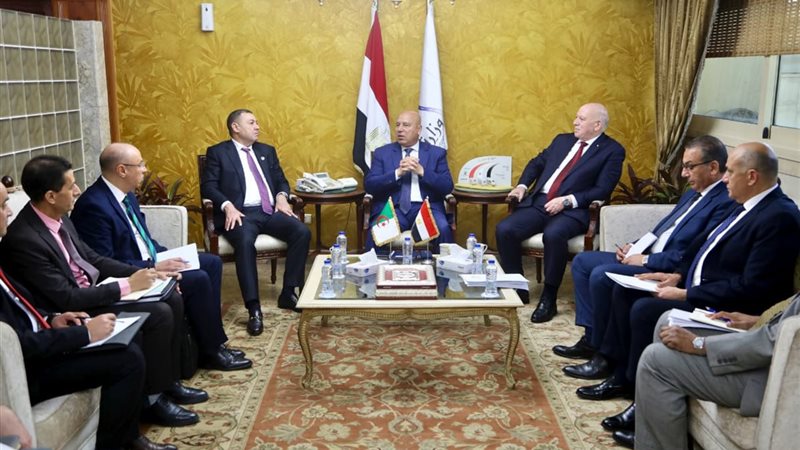 جانب من اللقاء