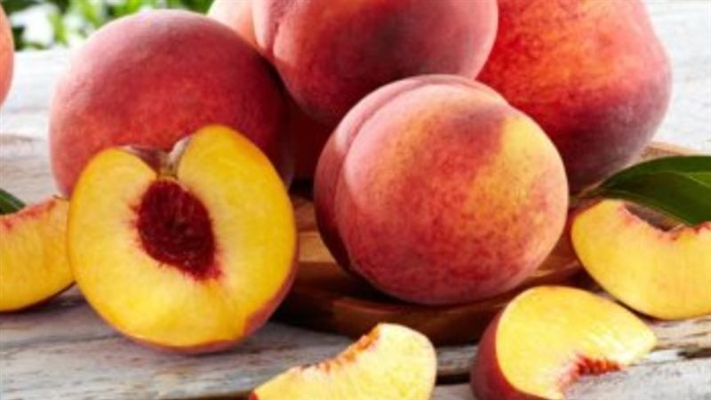 فاكهة الخوخ