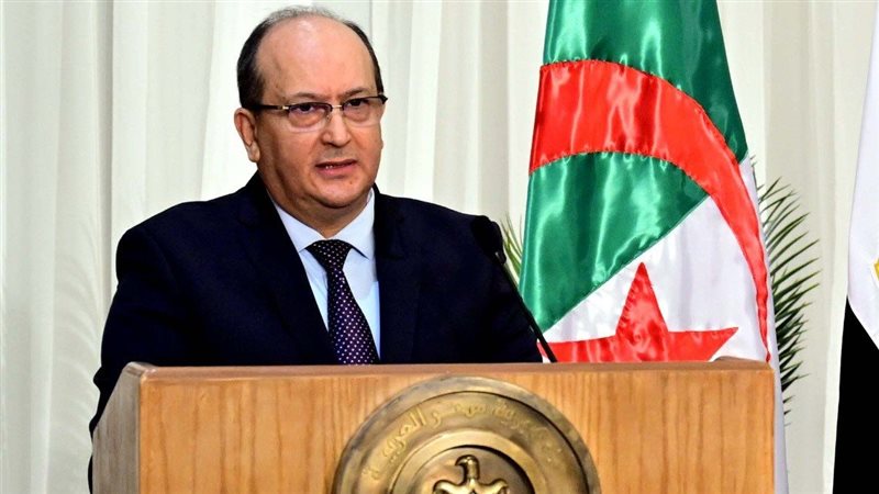 سيفي غريب رئيس الوزراء