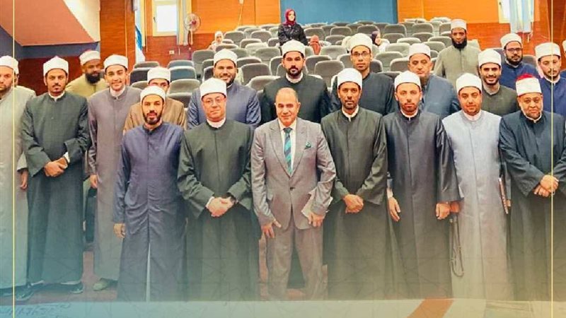 جانب من الندوة 