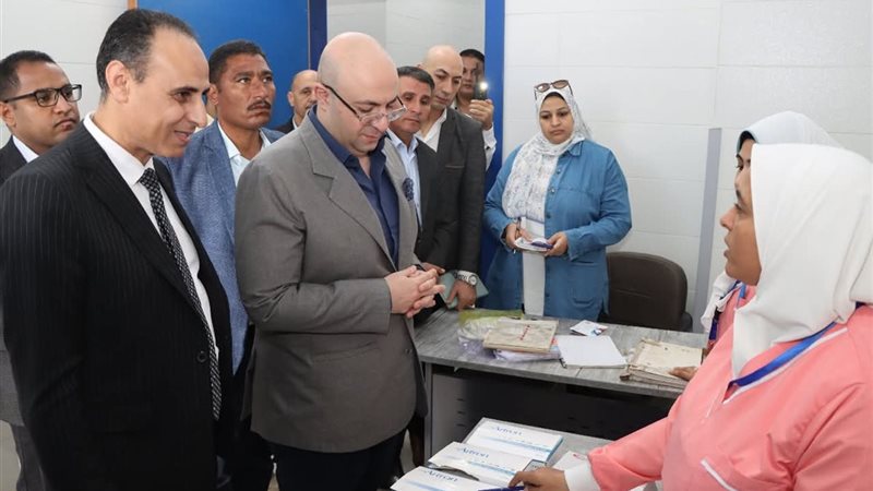 محافظ بنى سويف ووكيل