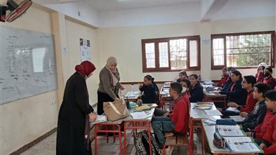 سقوط طالبة من الطابق الثاني بعد إغلاق أبواب مدرسة عليها بالمحلة الكبرى