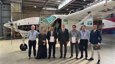 وزير البترول يوقع مذكرة تفاهم لإجراء مسح جوي شامل للإمكانات التعدينية