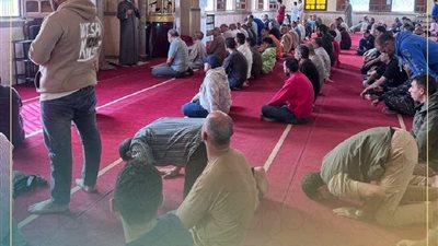 وسط اقبال كبير من رواد المساجد.. إقامة مقارئ الجمهور بالسويس