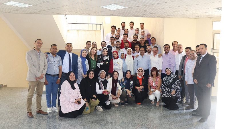 كلية طب الأسنان بجامعة