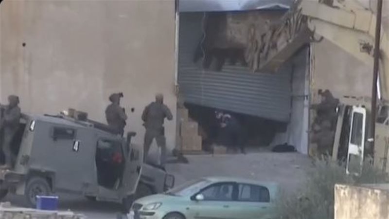 إعدام شابيت فلسطينيين