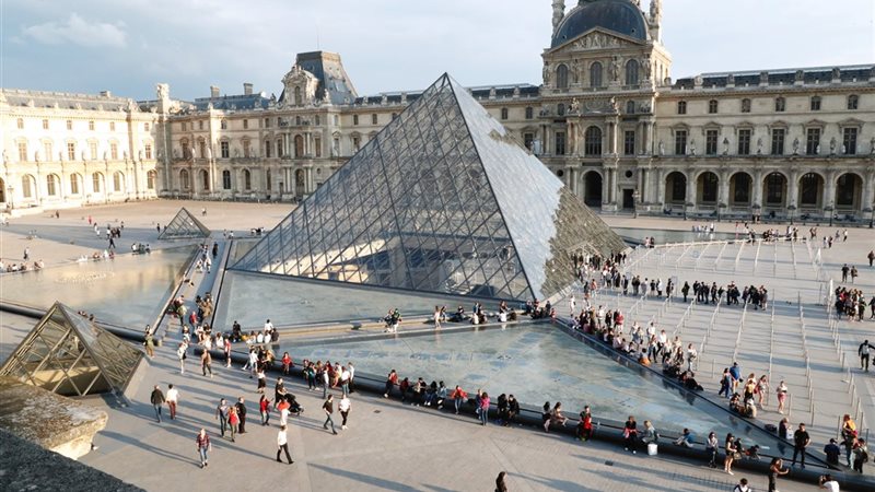 متحف اللوفر