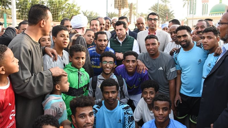 وزير الشباب و الرياضة