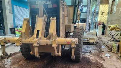 محافظ أسيوط يوجه بمواصلة حملات تمهيد الشوارع ورفع كفاءة النظافة بقرى أبنوب