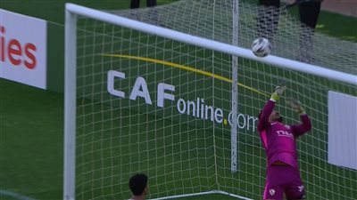 العقاب الإلهي لحق بالزمالك..ماذا فعل جون إدوارد مع عواد قبل مباراة كايزر تشيفز