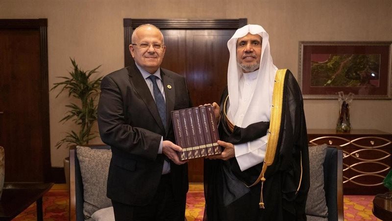 جانب من لقاء العيسى