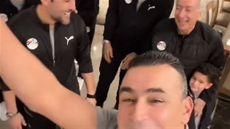 عصام الحضري يحتفل