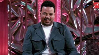 مصطفى غريب يكشف أسرار طفولته ويعلق على أغرب شائعة طاردته