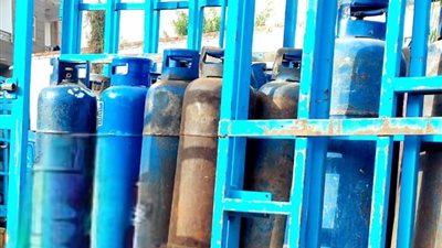 ضبط مستودع بوتاجاز لبيعه الأسطوانات بأزيد من السعر الرسمي في حملات بالبحيرة