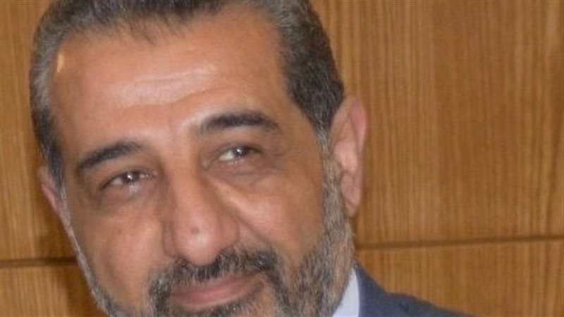 الدكتور عمرو السمدوني،