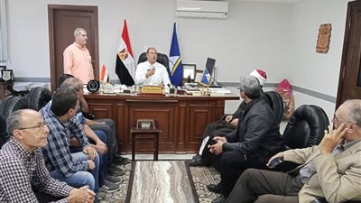 حوار مجتمعي لبحث تعديلات مسجد التقوى بما يتوافق وتطوير طريق عزبة البرج