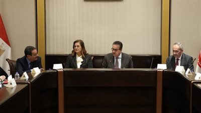 وزير الصحة يترأس اجتماع اللجنة الاستشارية العليا للتنمية البشرية