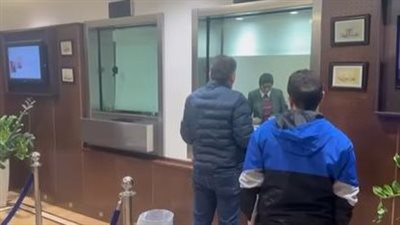 المصريون في أثينا يدلون بأصواتهن في جولة الإعادة لانتخابات المصريين بالخارج