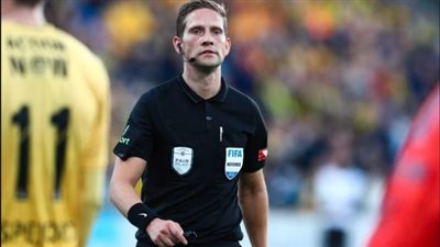 تعرف على طاقم تحكيم مباراة مصر والكويت في كأس العرب 