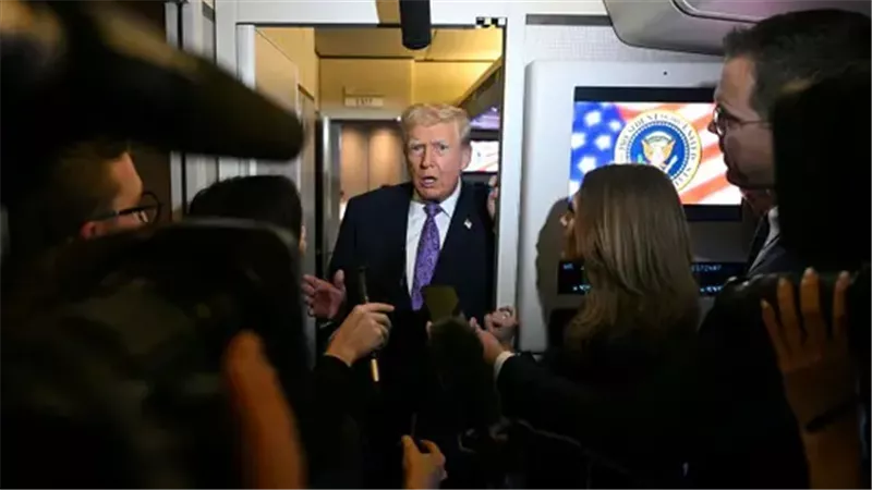 الرئيس الأمريكي دونالد