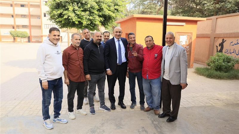 جانب من الجولة 