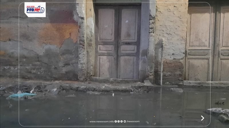 قرية دمشير تغرق بالصرف