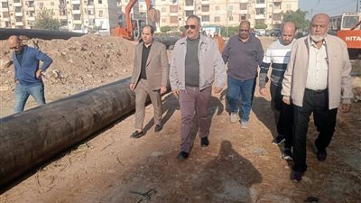 رئيس مياه القناة يتابع اعمال الإحلال والتجديد لمحطة صرف صحى المستقبل