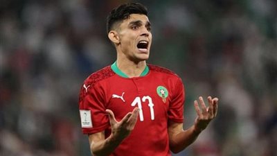 مدرب منتخب المغرب يكشف عن غياب أشرف بن شرقي خلال مباراة القمر وعمان 