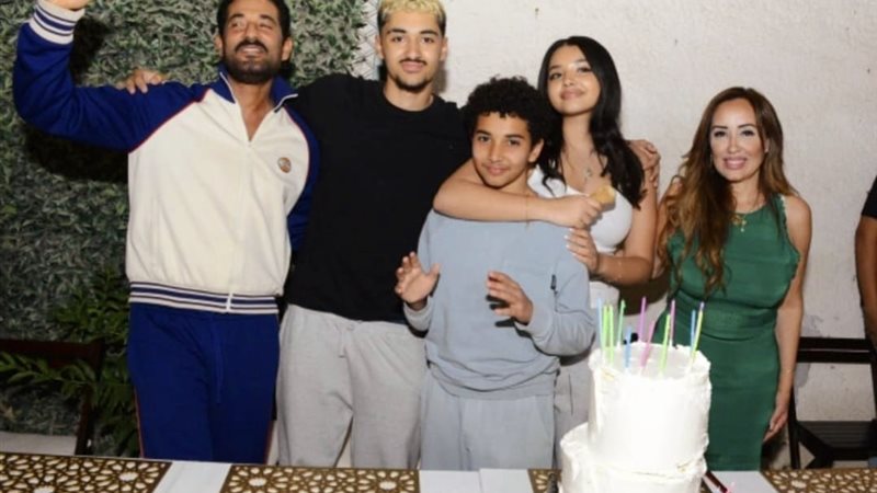 عمرو سعد وعائلته