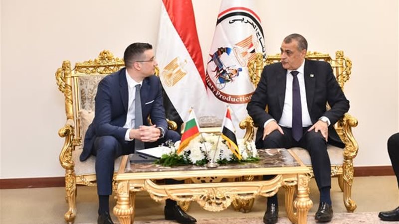 وزير الإنتاج الحربي