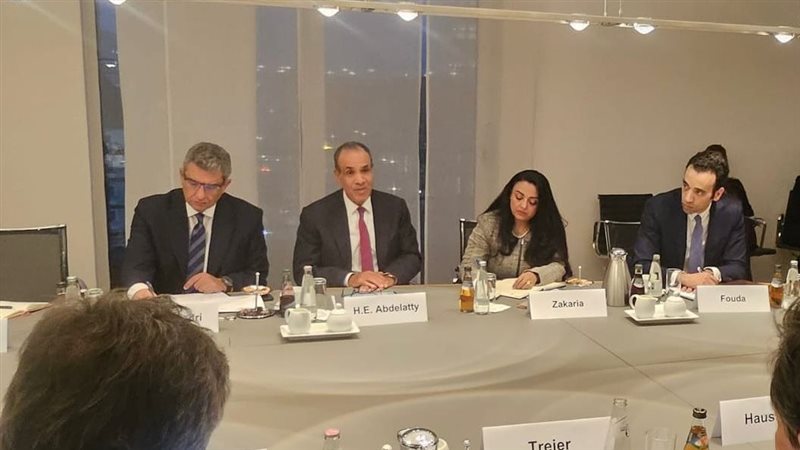 وزير الخارجية في