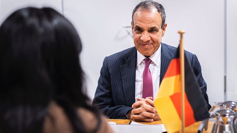 وزير الخارجية