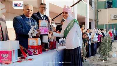 «قبيصي» يكرم 16 طالبة من حفظة القرآن الكريم والمتميزات بمدرسة الفيوم الثانوية