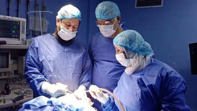 سقطت من الدور الرابع.. صحة الشرقية تنقذ طفلة بجراحه عاجلة ودقيقة