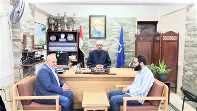 انعقاد لجنة مناظرة الطلاب المتقدمين للالتحاق بنظام الدمج بمعاهد السويس الأزهري