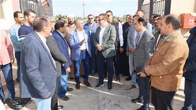 محافظ المنوفية يطلق شارة بدء التشغيل التجريبي لمشروع صرف صحى منشأة السادات 