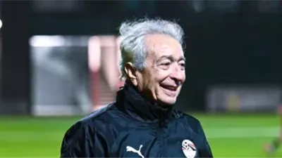 لاعب الكويت السابق ينتقد تصريحات طولان بعد تعادل مصر والكويت