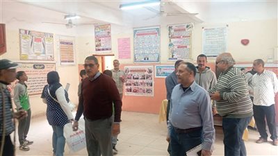 نائب مدينة قنا يتفقد مقار اللجان استعداداً لإنتخابات مجلس النواب 2025 |صور